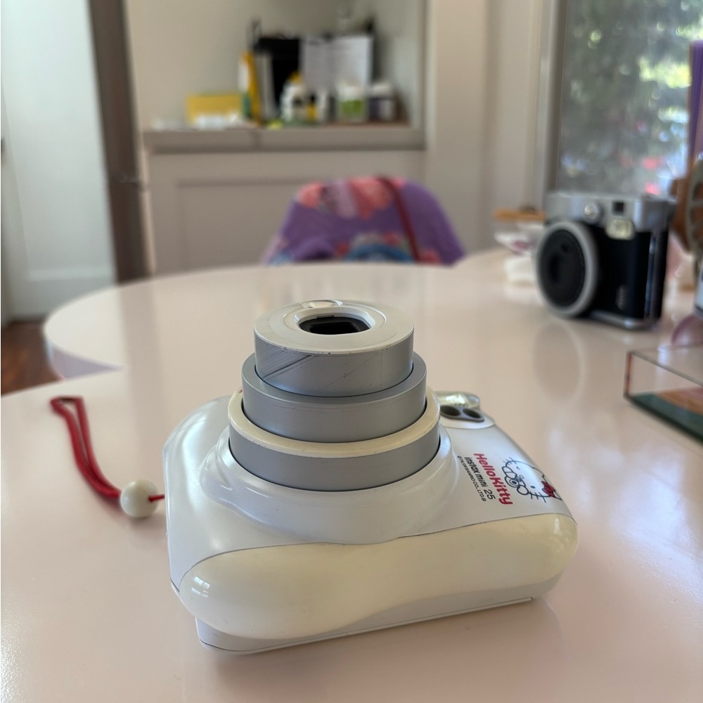 Hello Kitty Instax Mini Fujifilm Camera - Picture 4 of 4